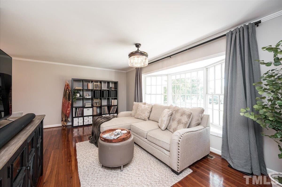 Apex/West Cary Cozy Home