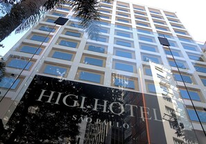 Facciata della struttura