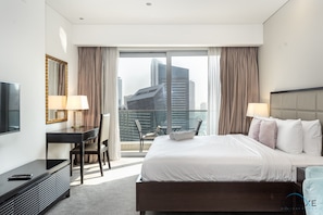 1 bedroom, in-room safe, iron/ironing board, free WiFi