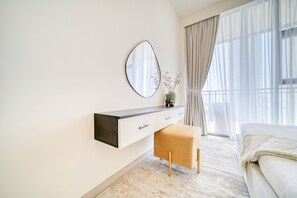 1 bedroom, in-room safe, iron/ironing board, free WiFi