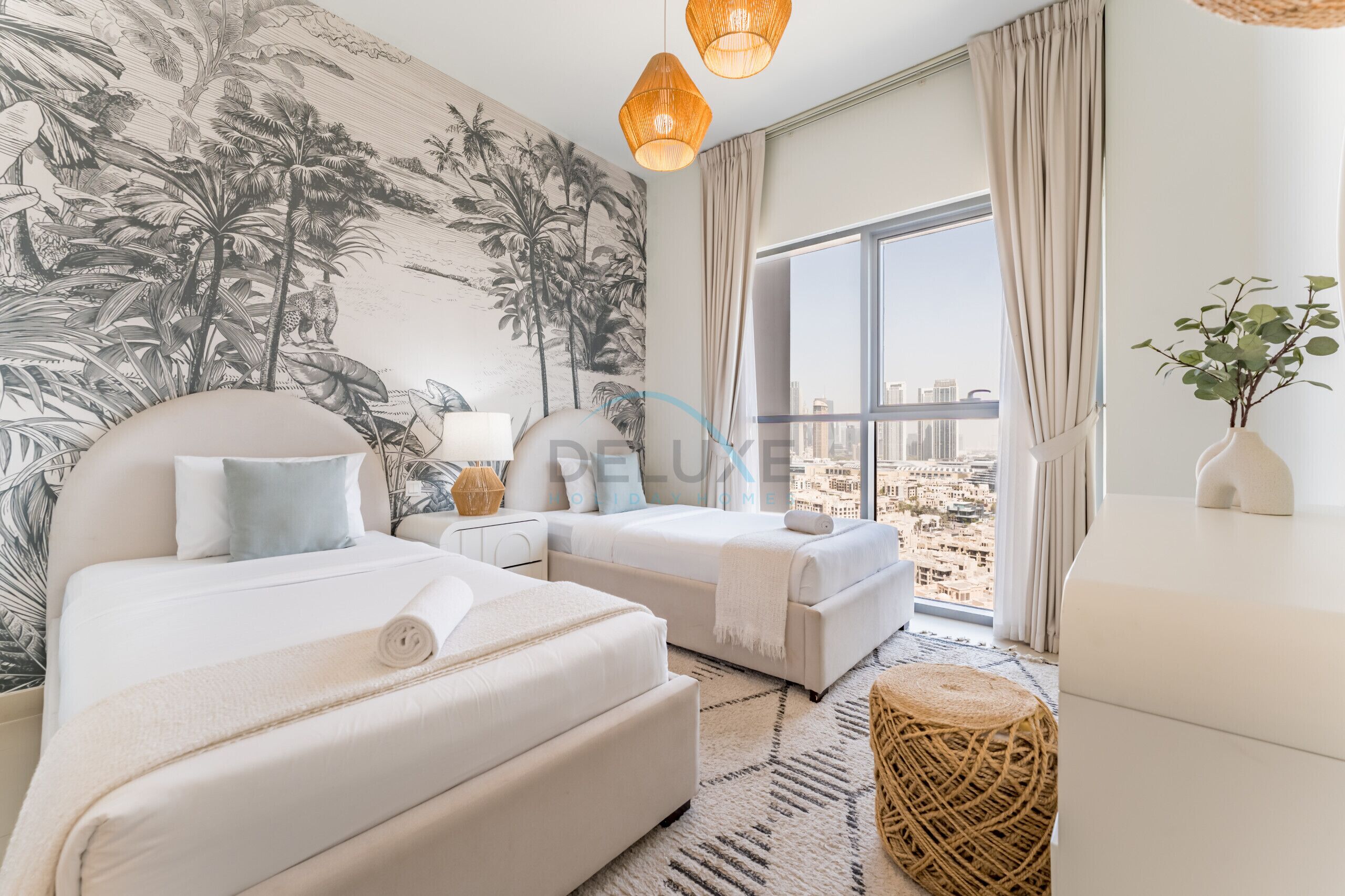 3 bedrooms, in-room safe, iron/ironing board, free WiFi