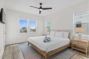 8 bedrooms, iron/ironing board, WiFi, bed sheets