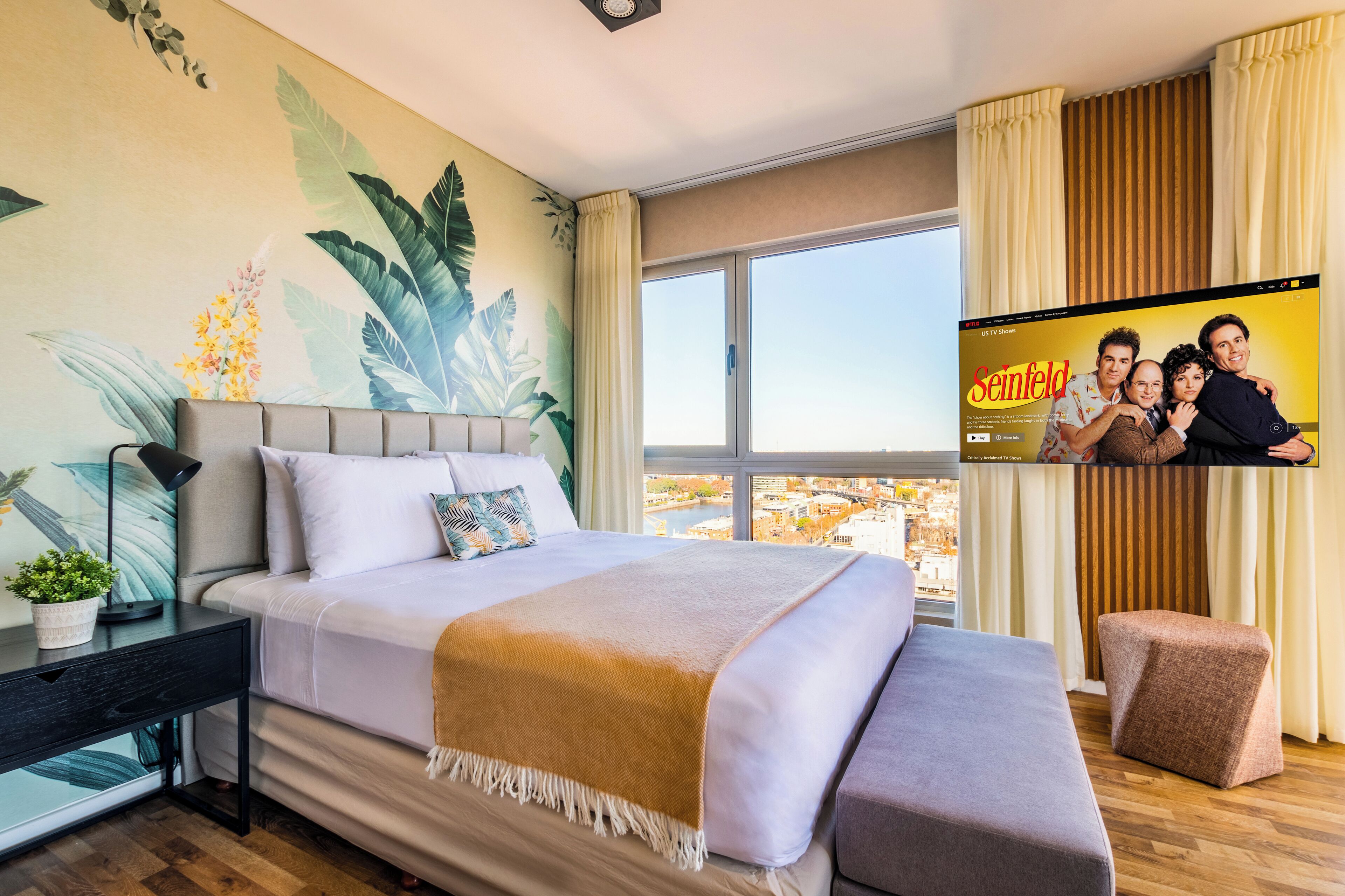 Studio, 2 queensize-senger | 1 soverom, safe på rommet, skrivebord og skrivebord for bærbar PC