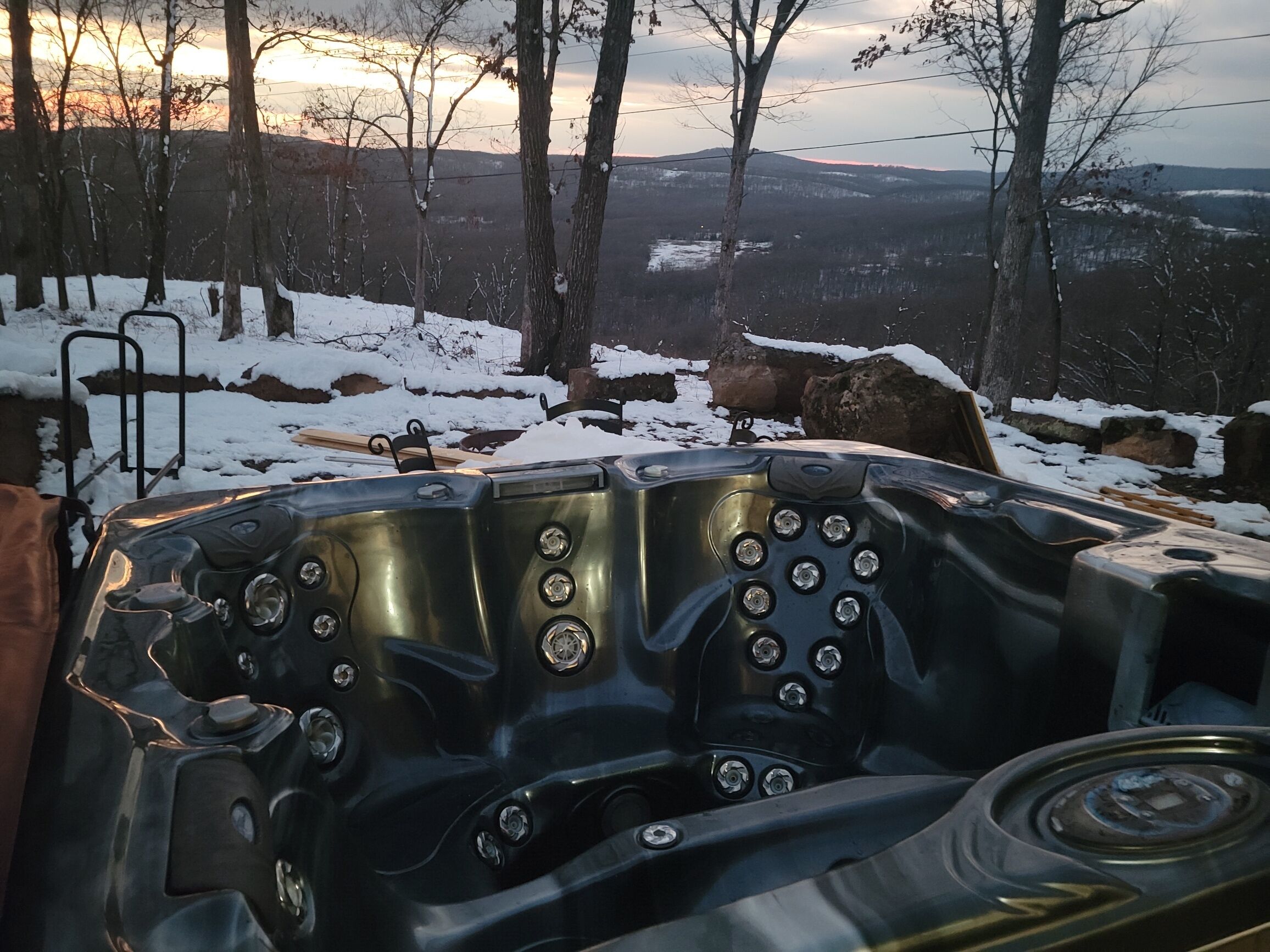 Mountain Cabin With Amazing View and Private Hot Tub