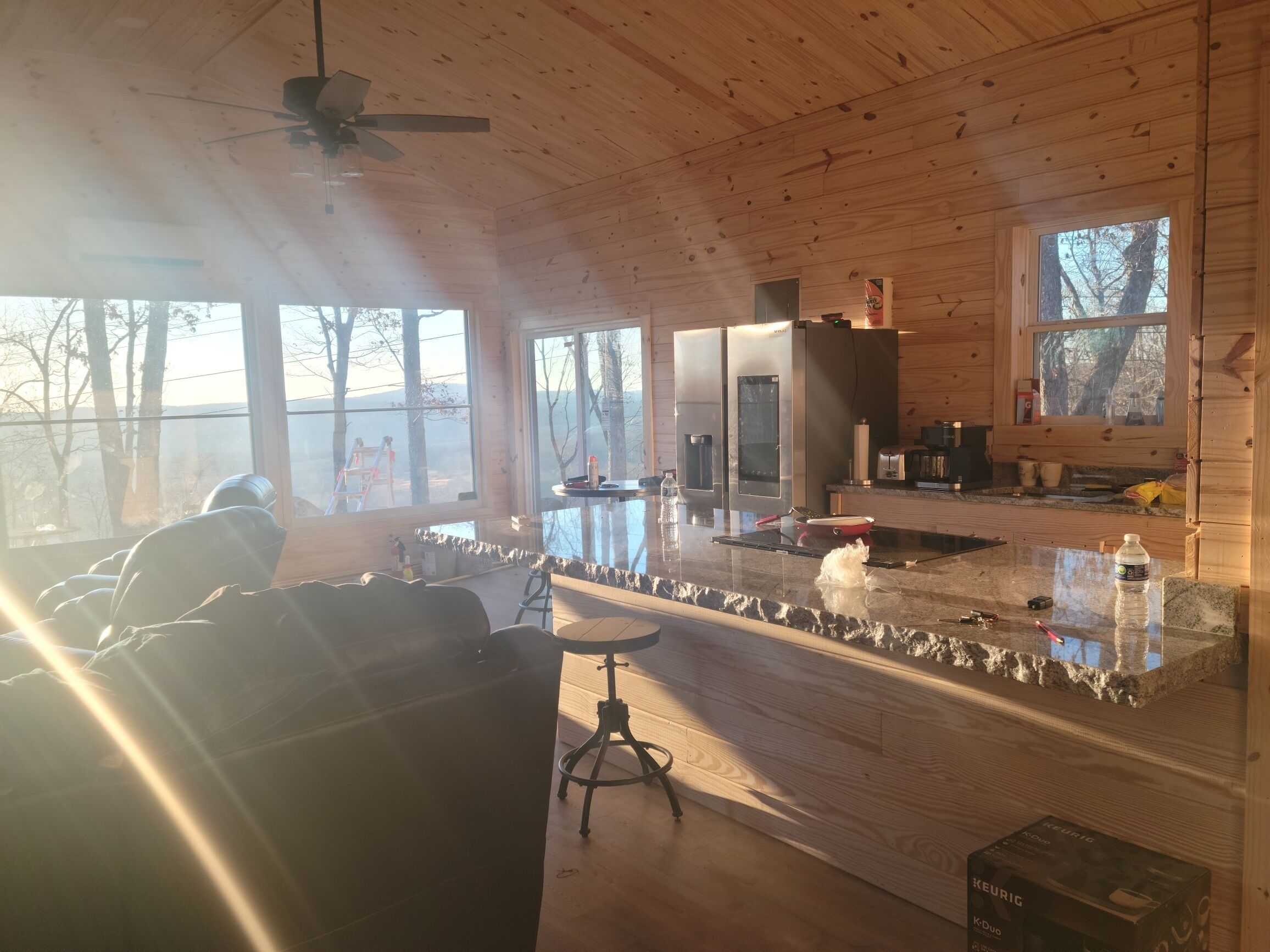 Mountain Cabin With Amazing View and Private Hot Tub