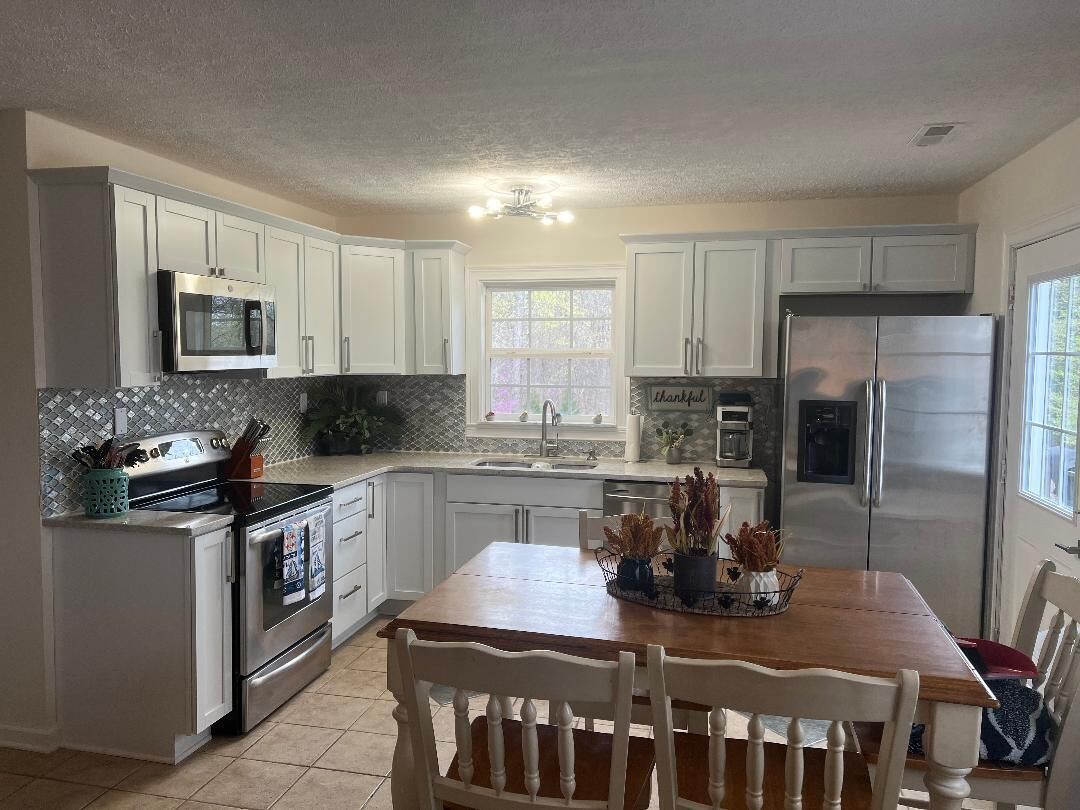 Never a Better Day Cabin with Private Lake Access - boat, fish, swim!