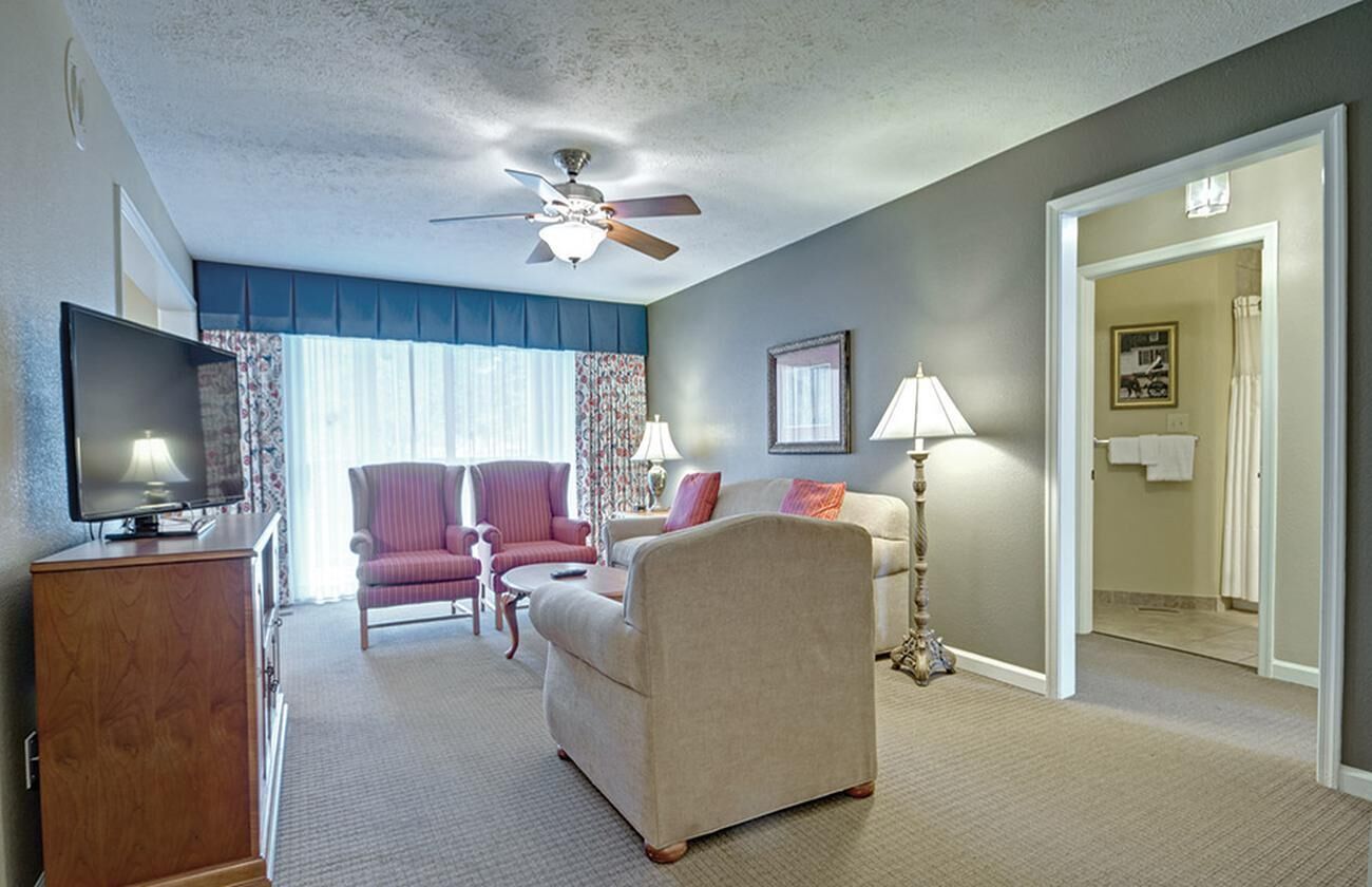 Enjoy Colonial America! Wyndham Kingsgate -1 Bedroom Suite