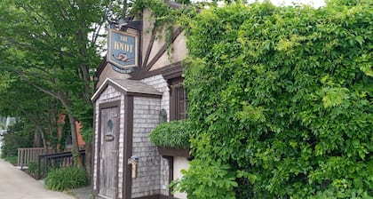 Red Roof Bed & Breakfast