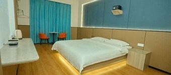 Junyi Chain Hotel (Hengyang Hengshan Scenic Area Entrance)