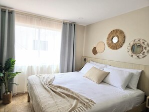 1 soverom, safe på rommet, strykejern/-brett og wi-fi (inkludert)