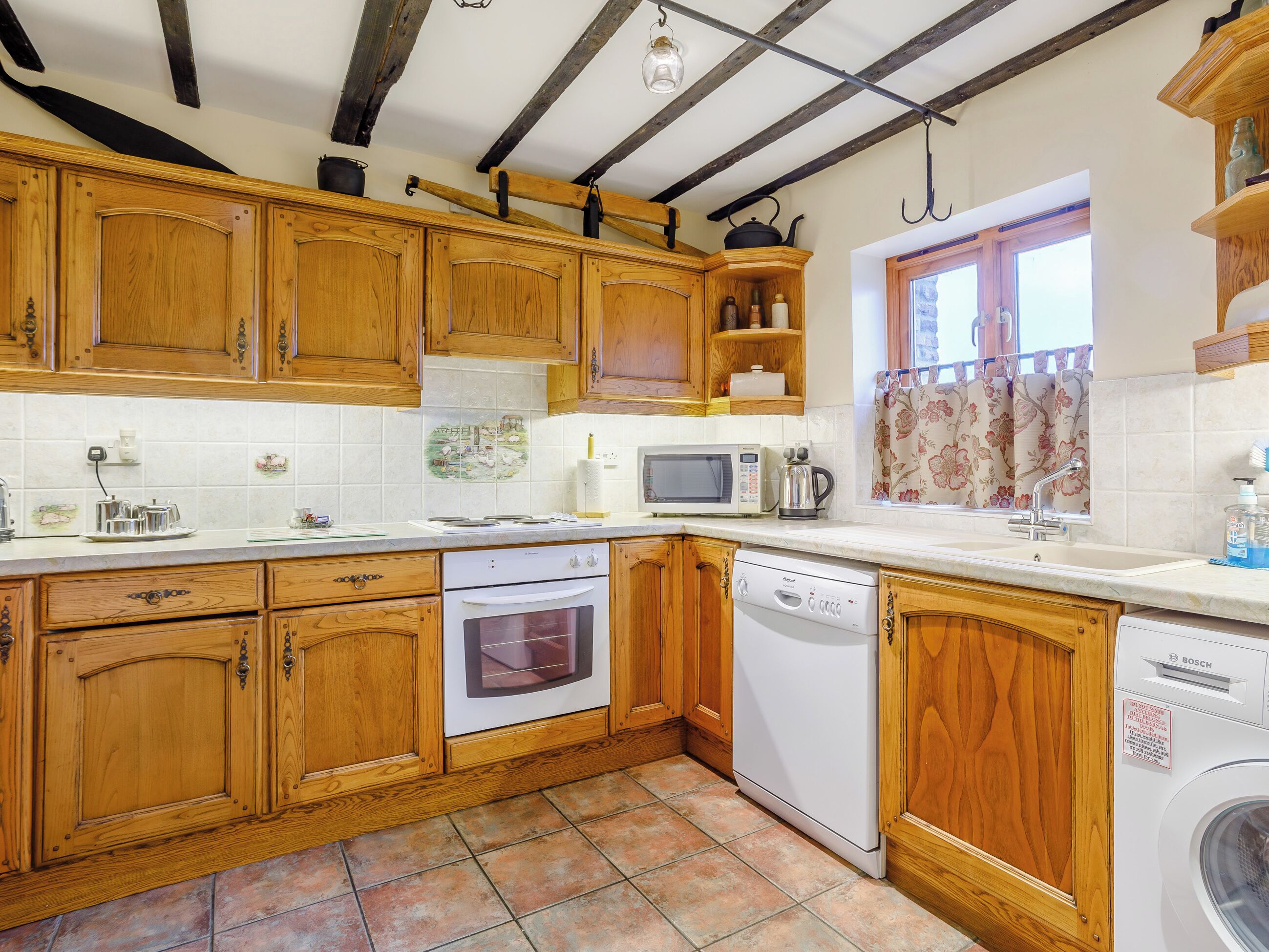 Dishwasher, highchair