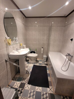 Shower - Vacation home/villa in vacation resort Portiragnes Plage French (Portiragnes)