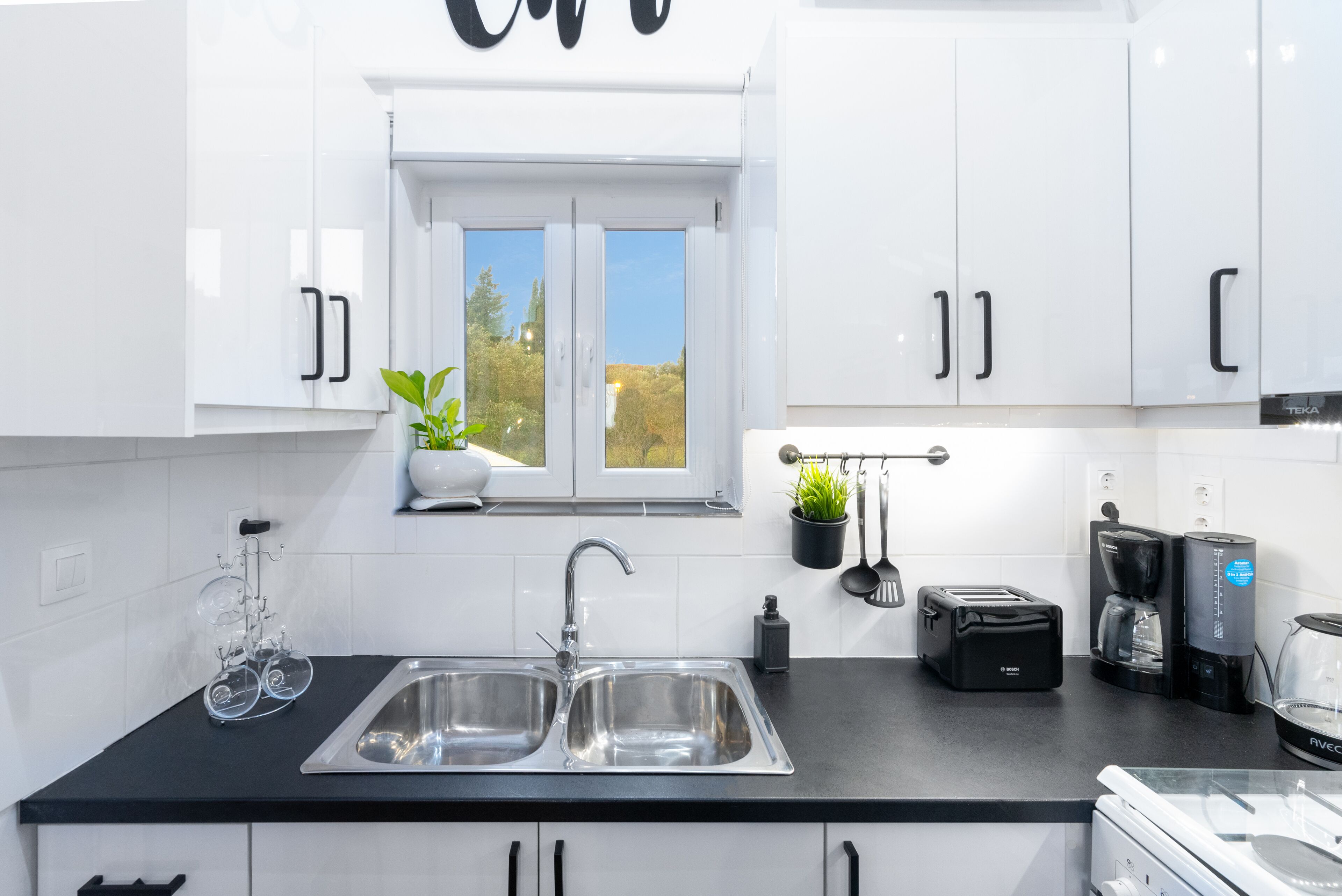 Dea Attica - Sea View Apartment with pool - Mea Terra Villas