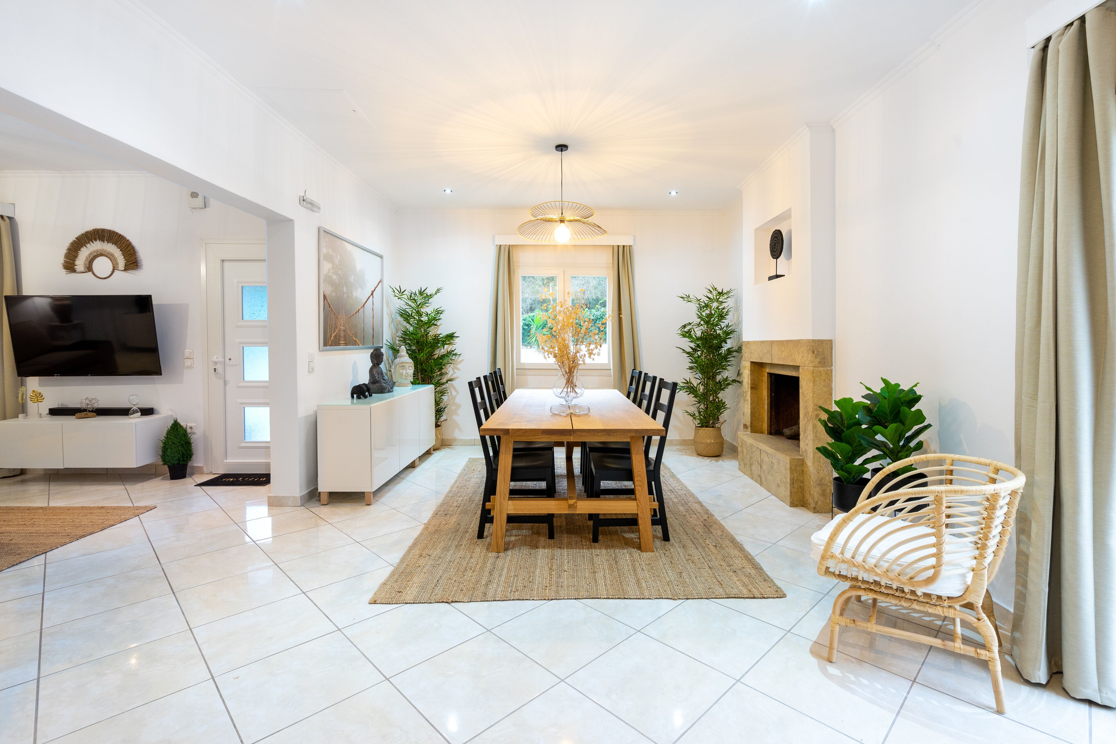 Villa Grande Casa with Pool - Mea Terra Villas