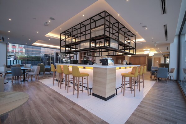 Bar (en el alojamiento)