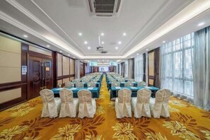 Exterior - Vienna International Hotel (Hangzhou Xiasha University Town) (Hangzhou)