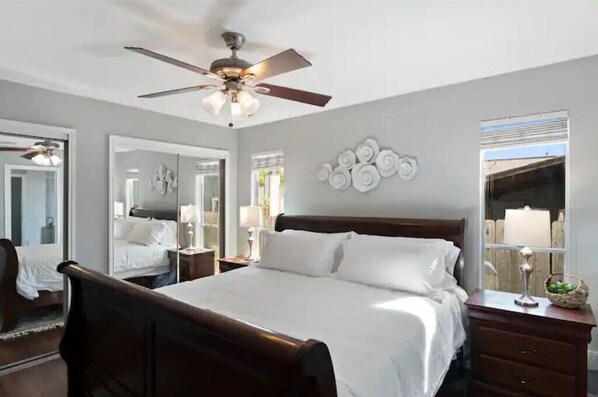 4 soverom, reiseseng for barn og wi-fi