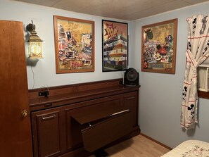 2 soverom, wi-fi (inkludert) og sengetøy