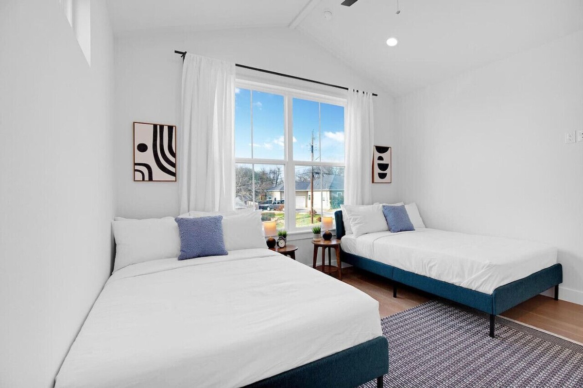 Photo 8 of Downtown Bliss: Modern 4-Bedroom Retreat w/Hot Tub