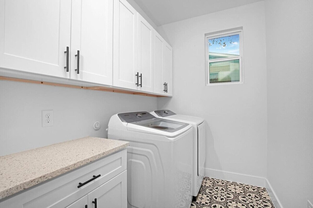 Photo 19 of Downtown Bliss: Modern 4-Bedroom Retreat w/Hot Tub