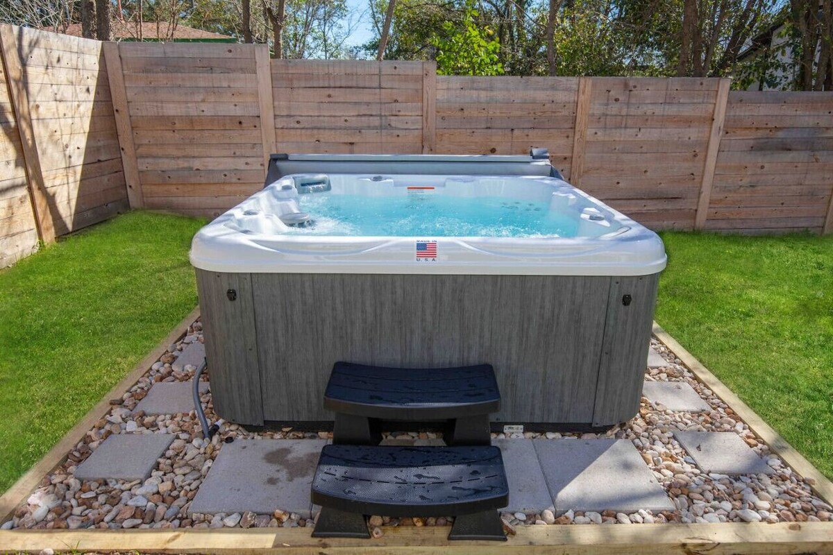 Photo 43 of Downtown Bliss: Modern 4-Bedroom Retreat w/Hot Tub