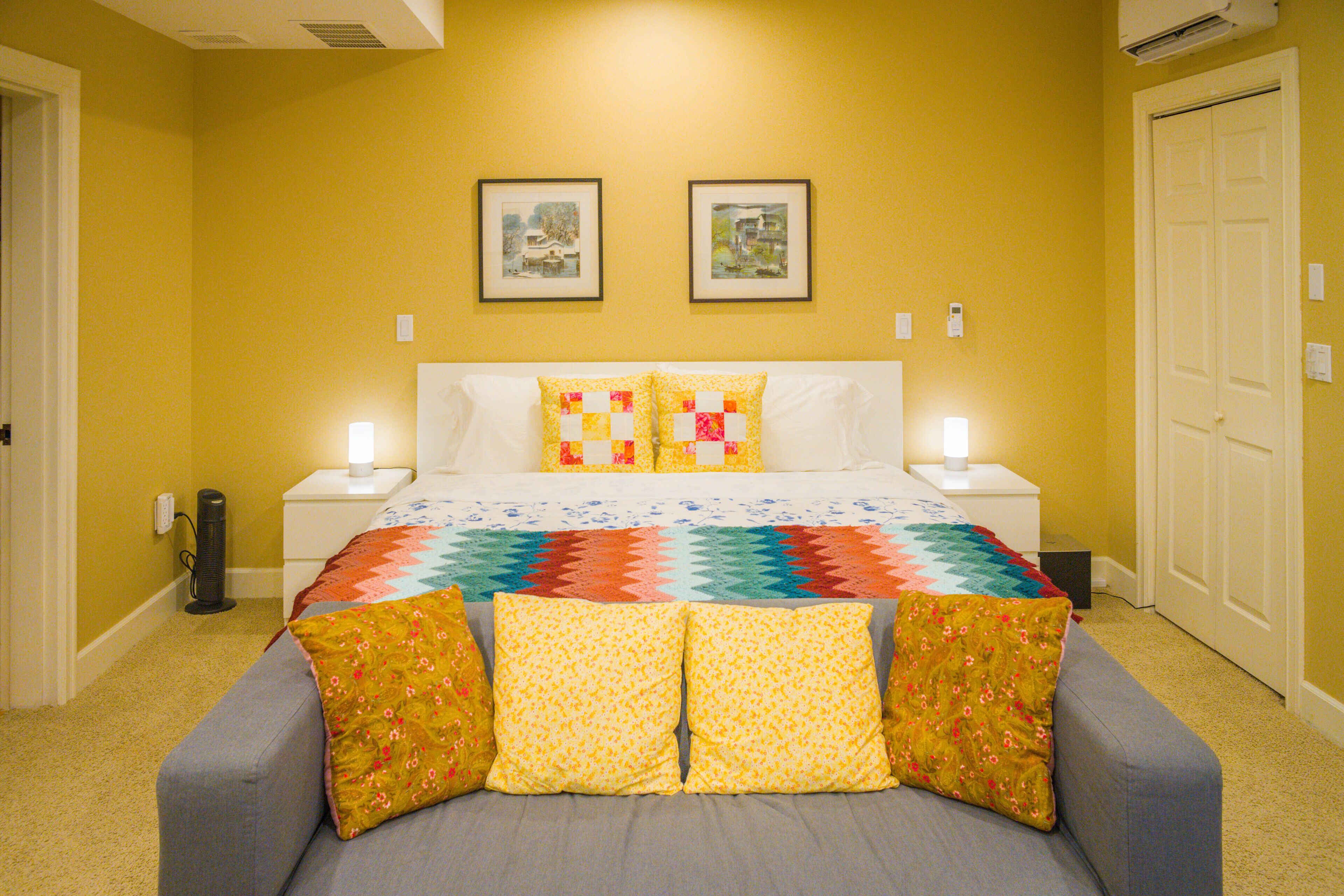 ZenStay Brownstone by the Central Park!