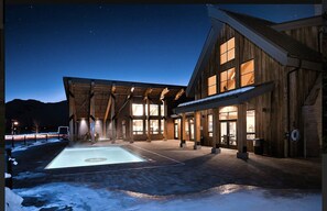 Piscine extérieure, piscine chauffée