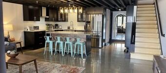 Golf Getaway with Golf Cart on Grand Lake in Shangri-La