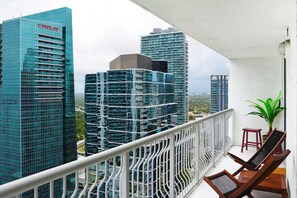 Luxury Apartment | Balcony
