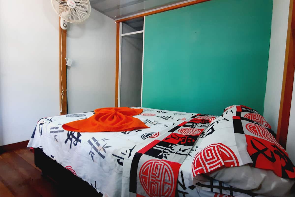 Basic Double Room | Free WiFi, bed sheets