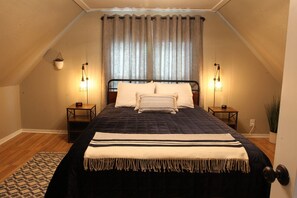 2 Schlafzimmer, Schreibtisch, Bügeleisen/Bügelbrett, WLAN