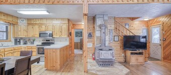 Peaceful family cabin close to Yellowstone Park