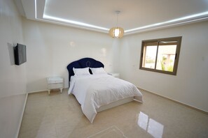 4 bedrooms