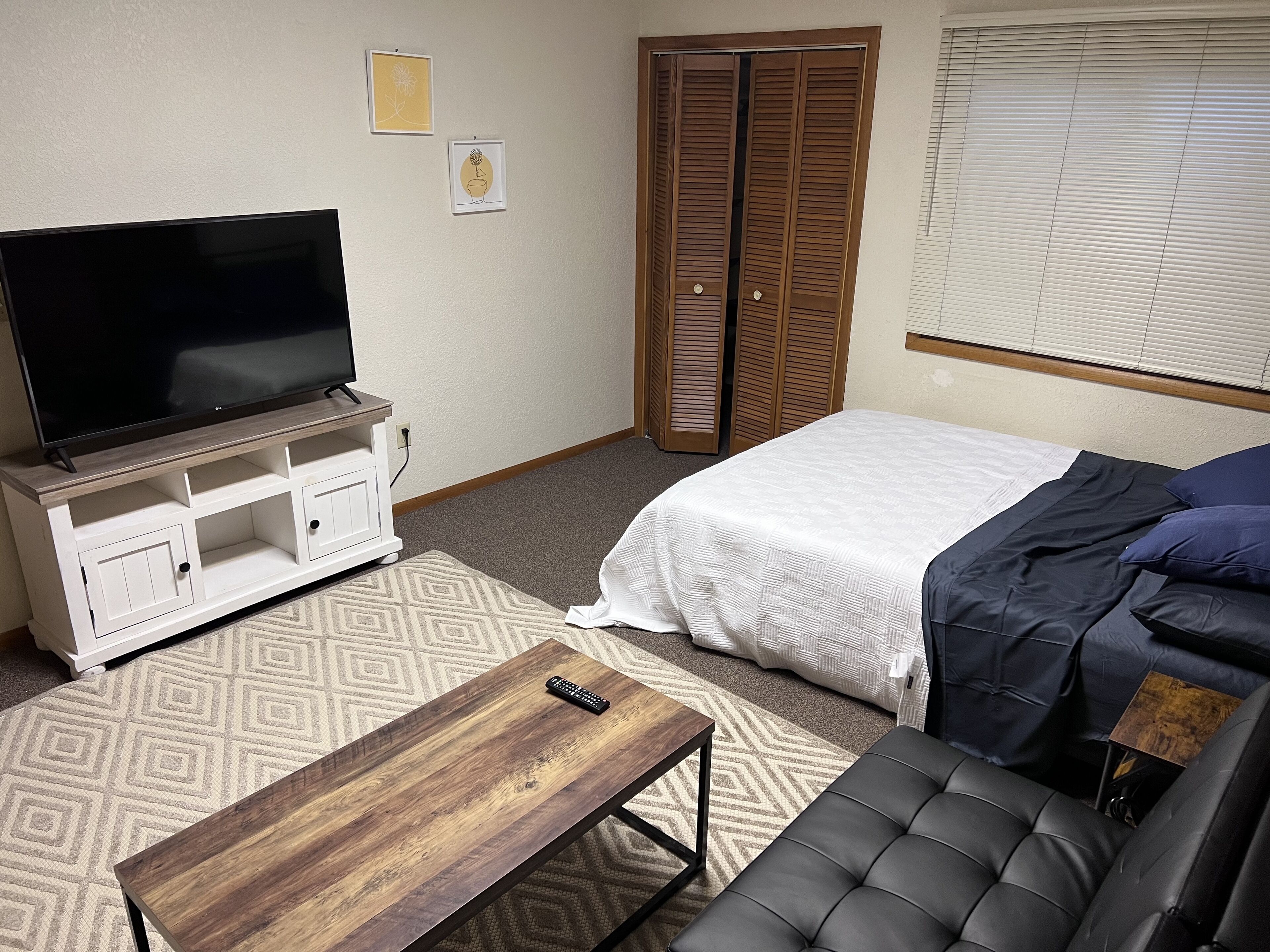 AWESOME STUDIO APARTMENT