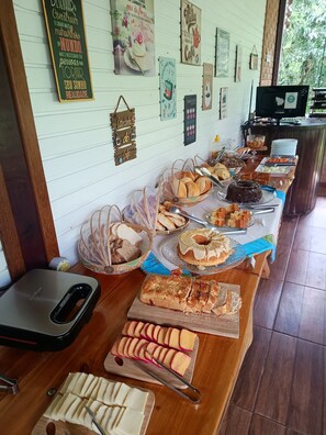 Coffee and/or coffee maker - Pousada Bosque do Visconde (Itatiaia)