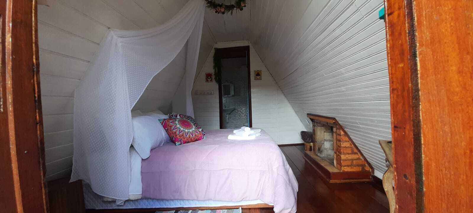 Minibar, blackout drapes, bed sheets