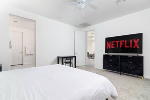 4 bedrooms, desk, iron/ironing board, free WiFi