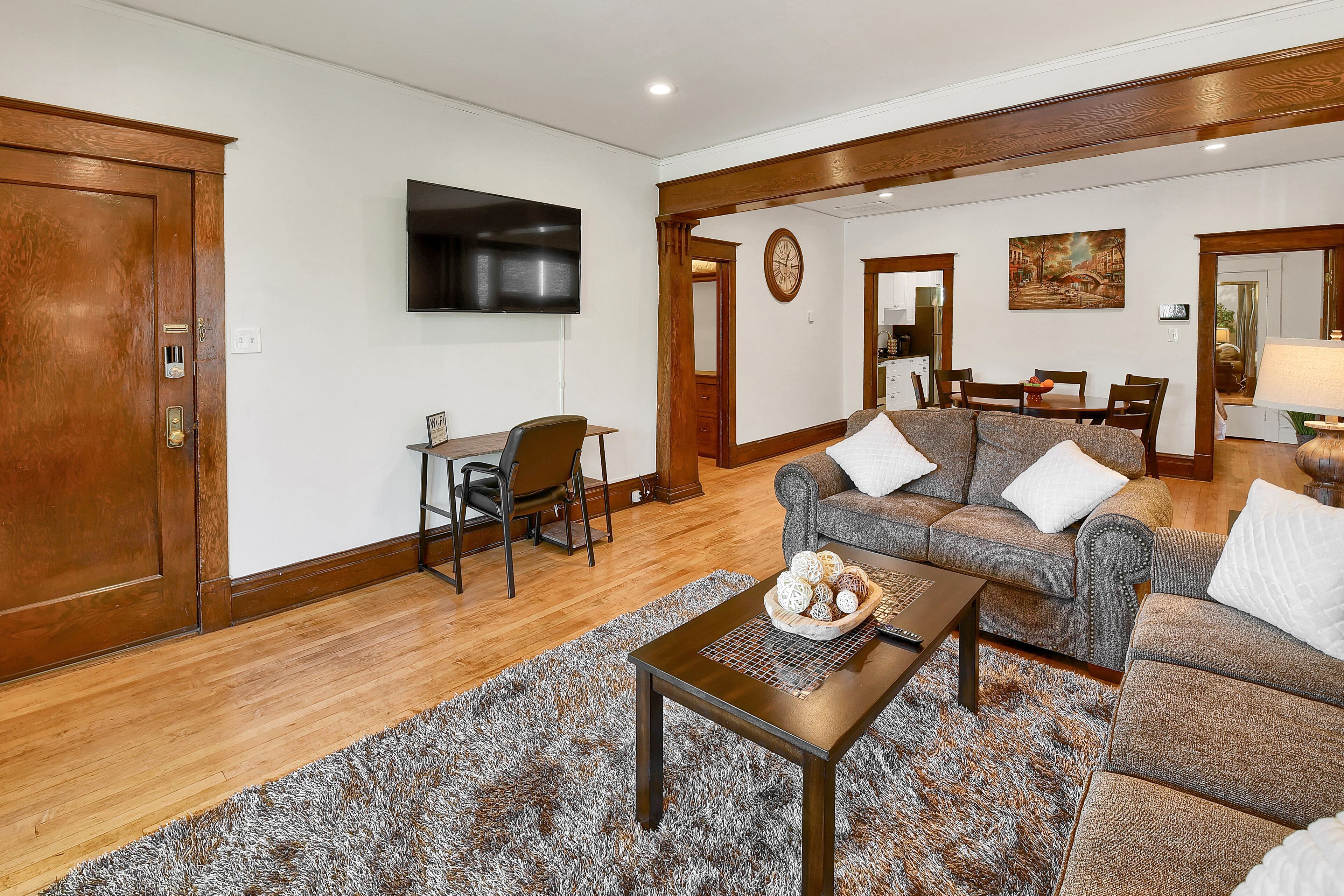 Top Floor*Near Downtown SLC*Fast Internet