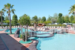 Pool - Près de la plage | Camping 4* + Parc aquatique (Vias)