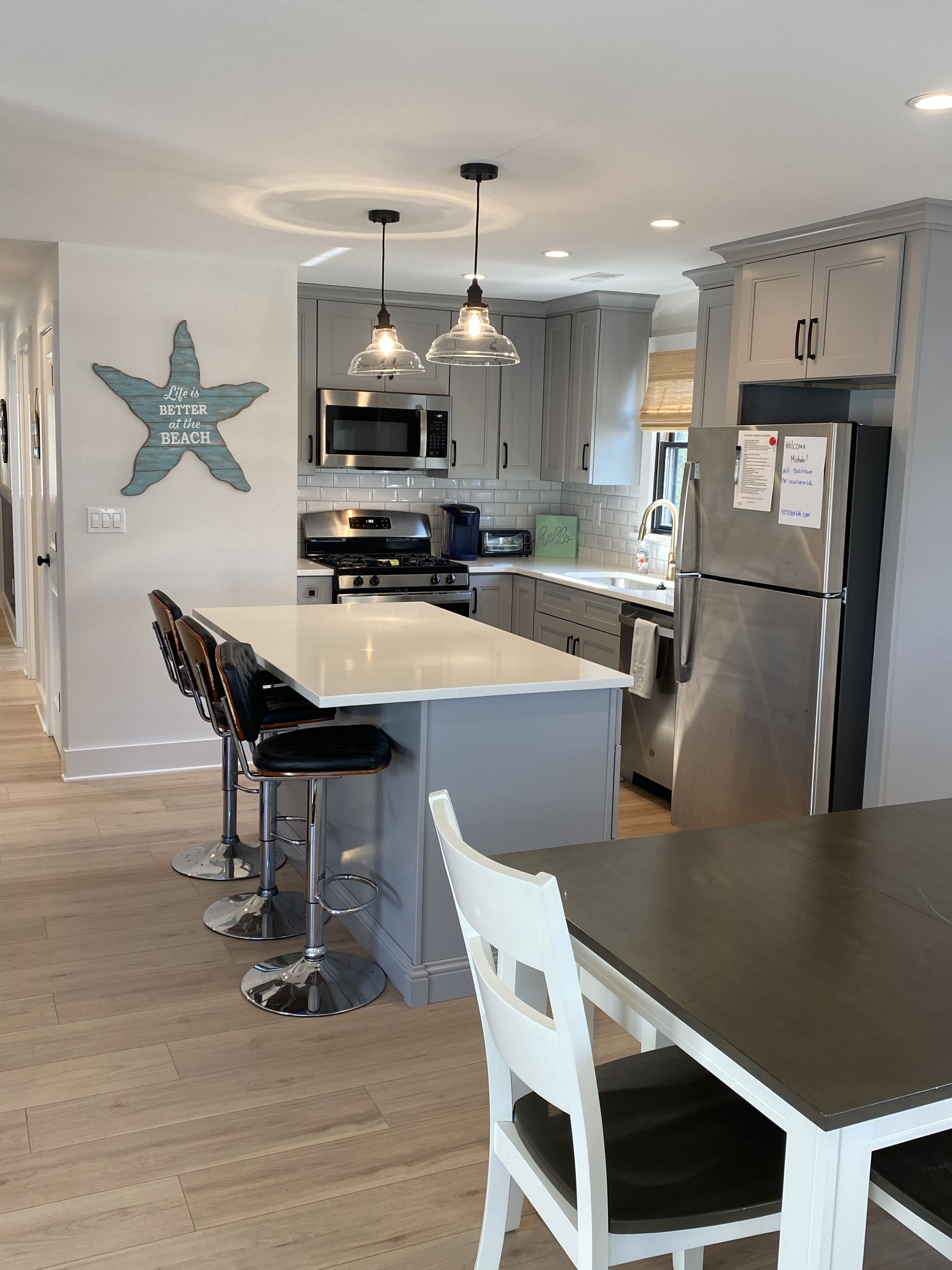 *NEW in North Wildwood, 1 block to the beach!*