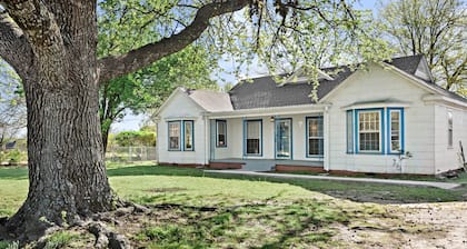Home adjacent to Country Club, near Hospitals, Park, College and shopping.
