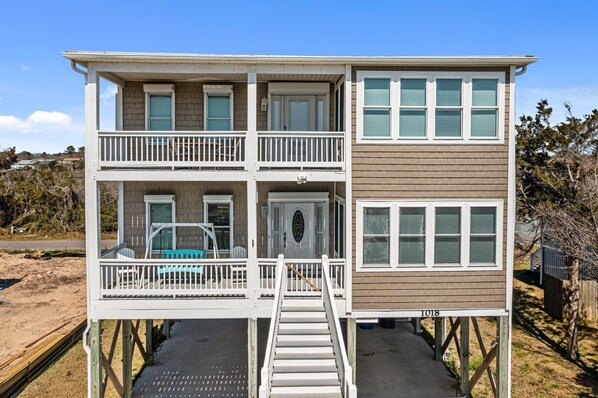 Exterior - 3rd Row w/ Private Pool, 2 Primary Suites & VIEWS (Oak Island)