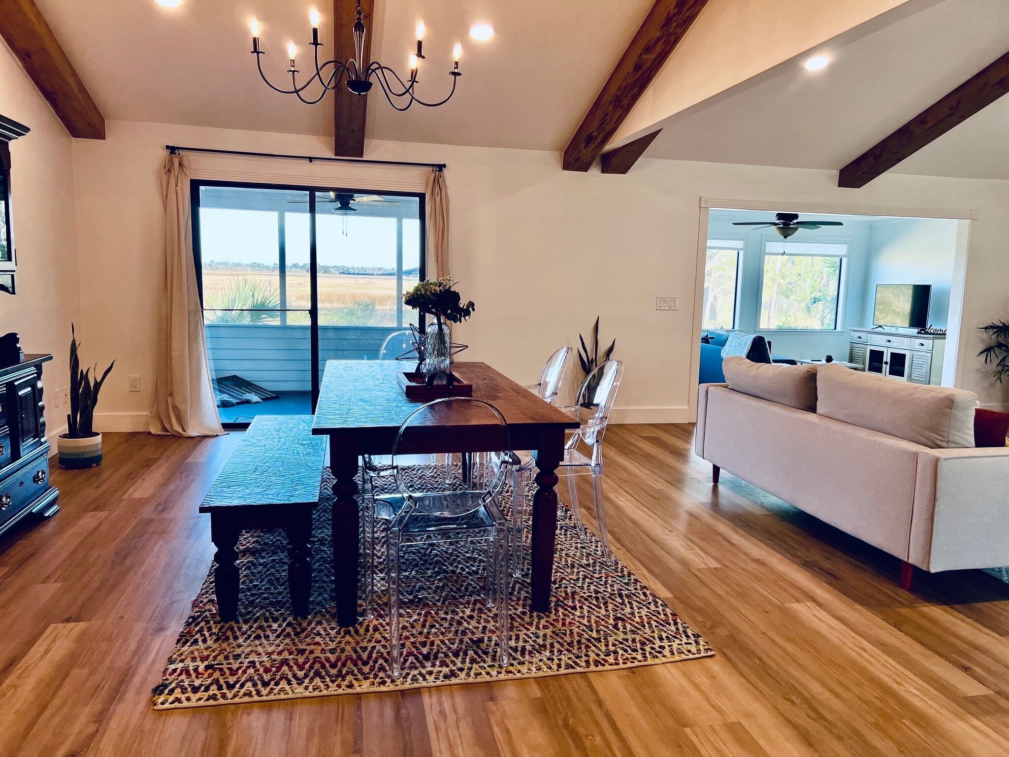 Manatee House: Private Marsh View Retreat - 1 Mile to Mayo, 5 Miles to Beaches