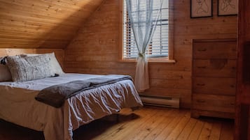 Standard Room | 4 bedrooms, free WiFi, bed sheets