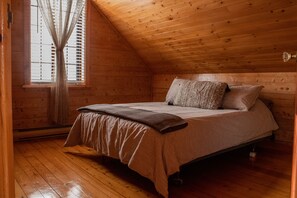 4 bedrooms, free WiFi, bed sheets - Les Chalets Tourisma - La Campagnarde (Saint-Leonard-de-Portneuf)