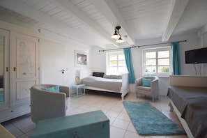 3 bedrooms, WiFi - Vacation apartment "Nostalgische Auszeit" - Holiday apartment "Nostalgische Auszeit" - Peace and quiet (Garz/Rügen)