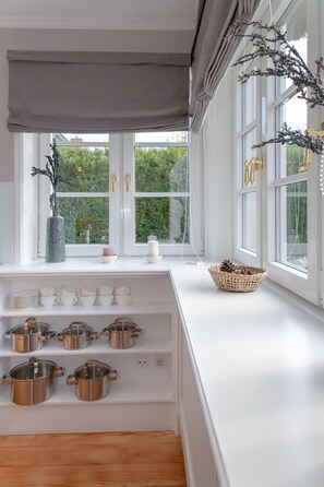 Unclassified image, 3 of 24, button - Haus Boy - Haus Boy Ehemals Winky (Kampen (Sylt))