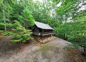 Exterior - Log cabin, Blue Rdg. Mtn.,  A.T., Helton Crk falls, Vogel St. Park, near Helen (Blairsville)