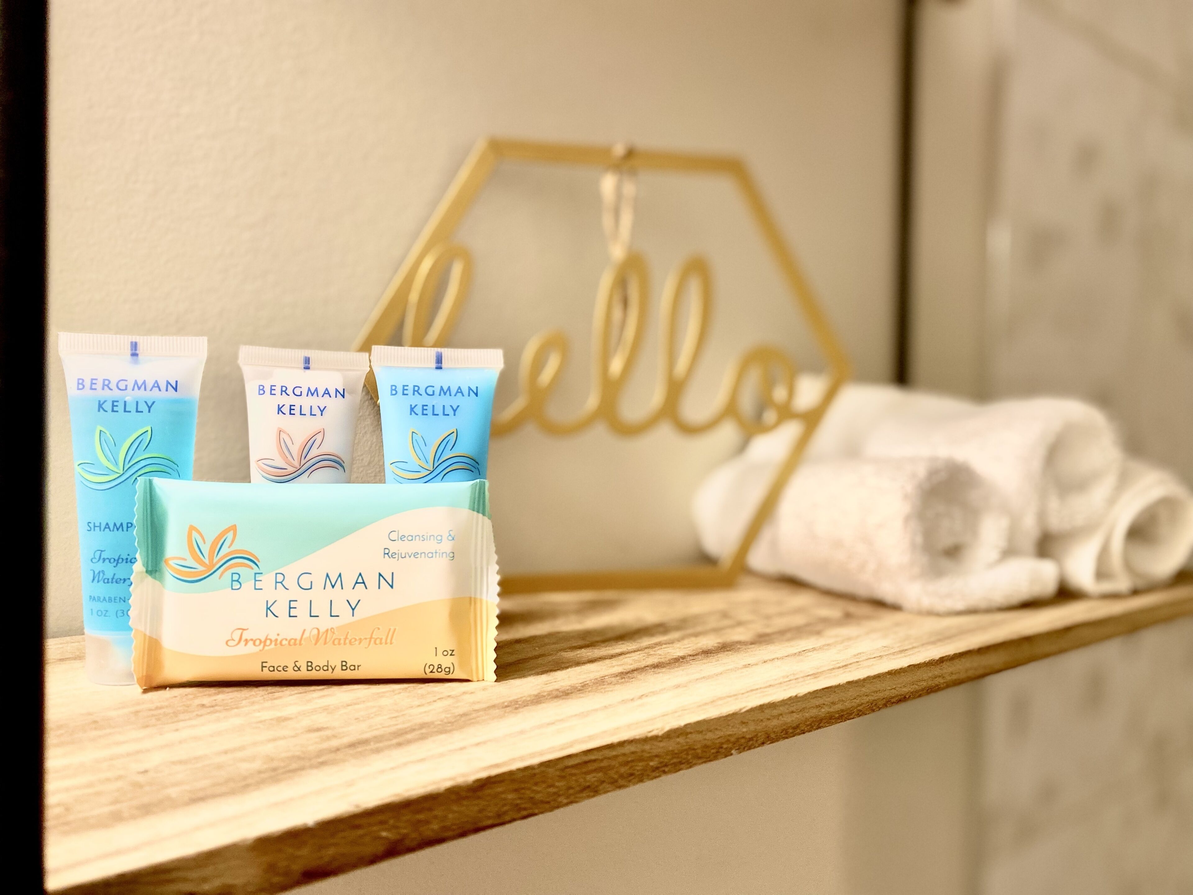 Dream Home ~ Modern & Cozy ~ We provide everything you need to feel like Home 💕