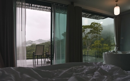 1 habitación, ropa de cama hipoalergénica, wifi gratis y ropa de cama . Caligo Resort